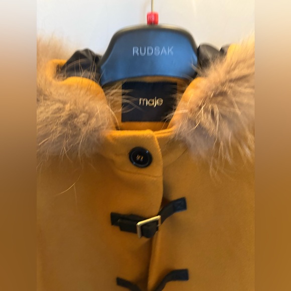 Maje Mustard Yellow Toggle Coat with real Fur Collar - Picture 5 of 6